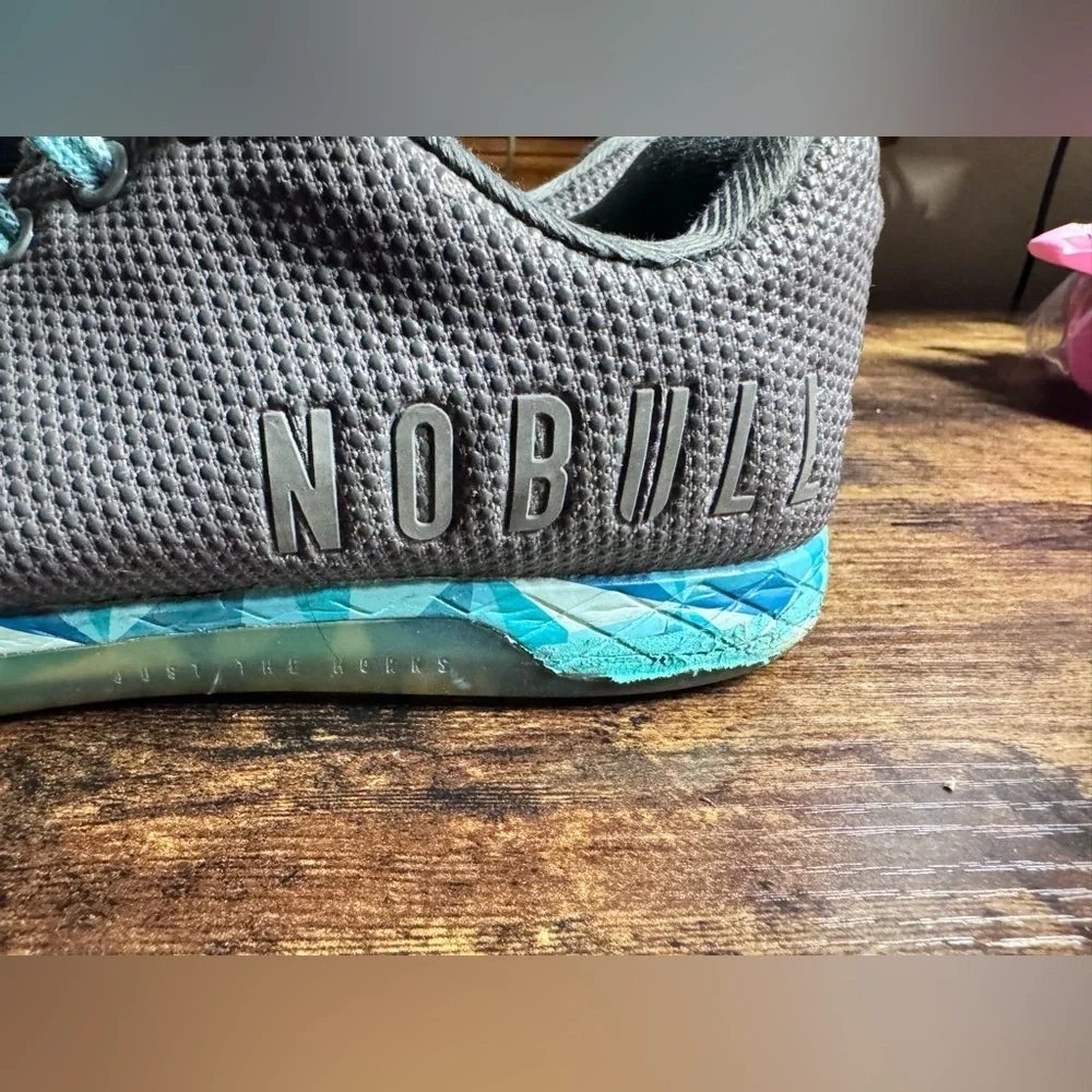 NOBULL Grey & Teal Geometric Trainer Sneakers | Men’s 8 / Women’s 9.5